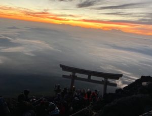 みんなのかかりつけ訪問看護ステーション藤が丘スタッフが撮影した富士山の御来光